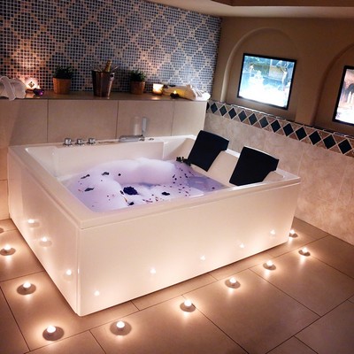 Jacuzzi